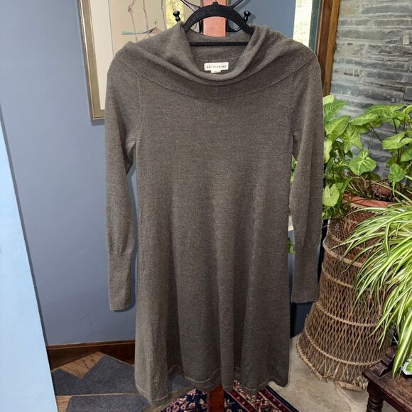 Artisan NY 100% Fine Merino Wool Dark Grey Cowl Neck Sweater Dress Size Small - Picture 2 of 10